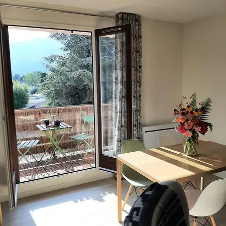 A 100 M De La Plage, T2-46 M2, La Baie De Memard, Lac Du Bourget, Savoie 艾克斯莱班